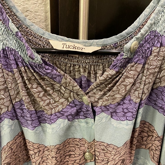 TUCKER blouse - Picture 2 of 5